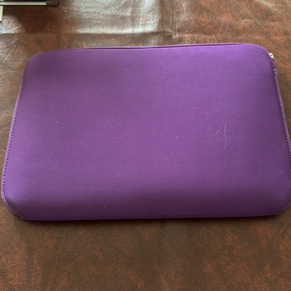 CASE LOGIC COMPUTER CASE ENVELOPE TOP ZIPPER CUSHION - Picture 4 of 8